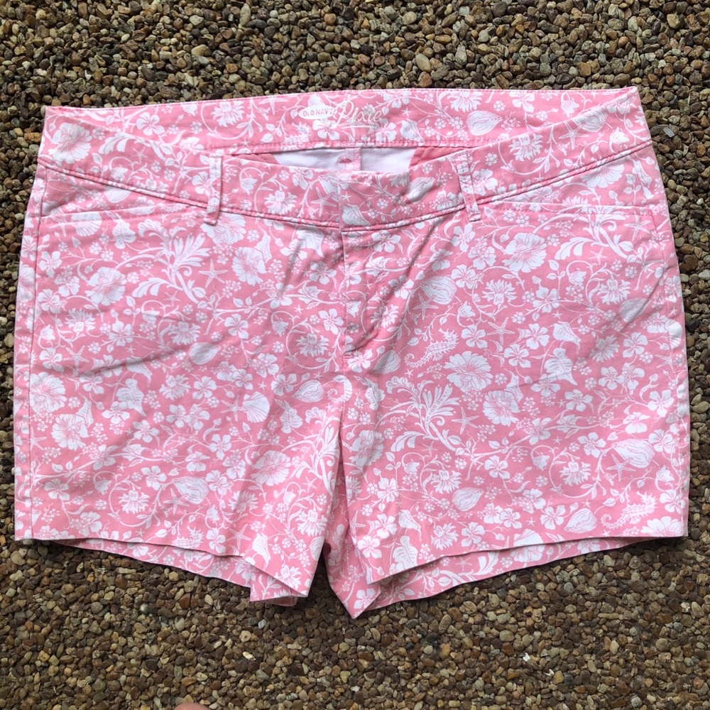 Old Navy shorts pink & white floral print pixie cotton women’s size 14 NWOT